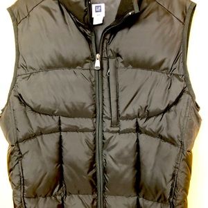 Men’s Black Puffer Vest
